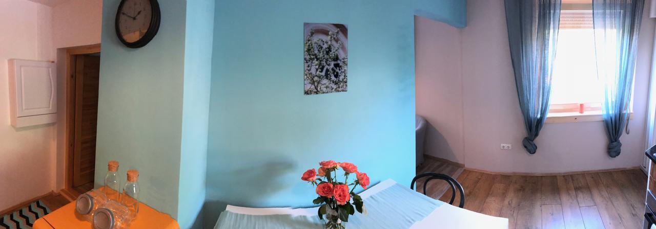 Tulipan Villa Panzio Szolnok Exteriér fotografie